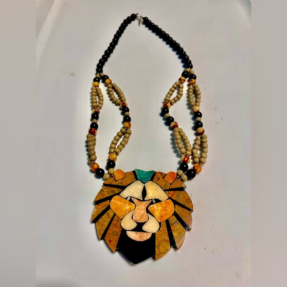 BEAUTIFUL hand crafted African Lion necklace